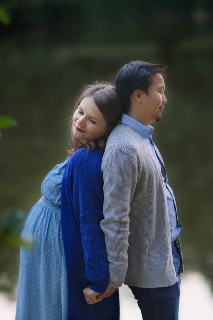 Comment s’habiller lors d’une séance photo professionnelle ? Top 5 règles 2 photo grossesse